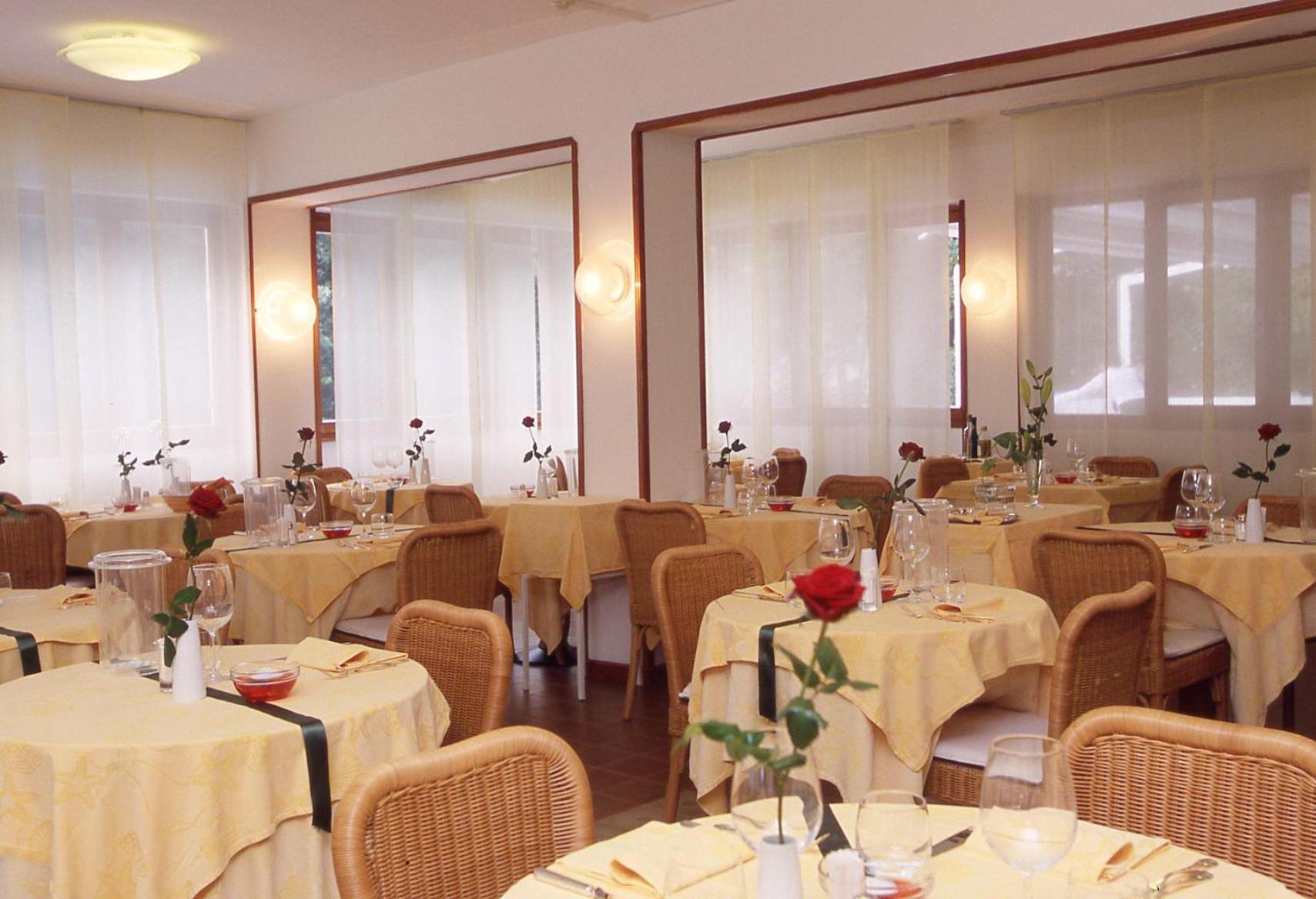 Hotel Mar Del Plata غرادو المظهر الخارجي الصورة